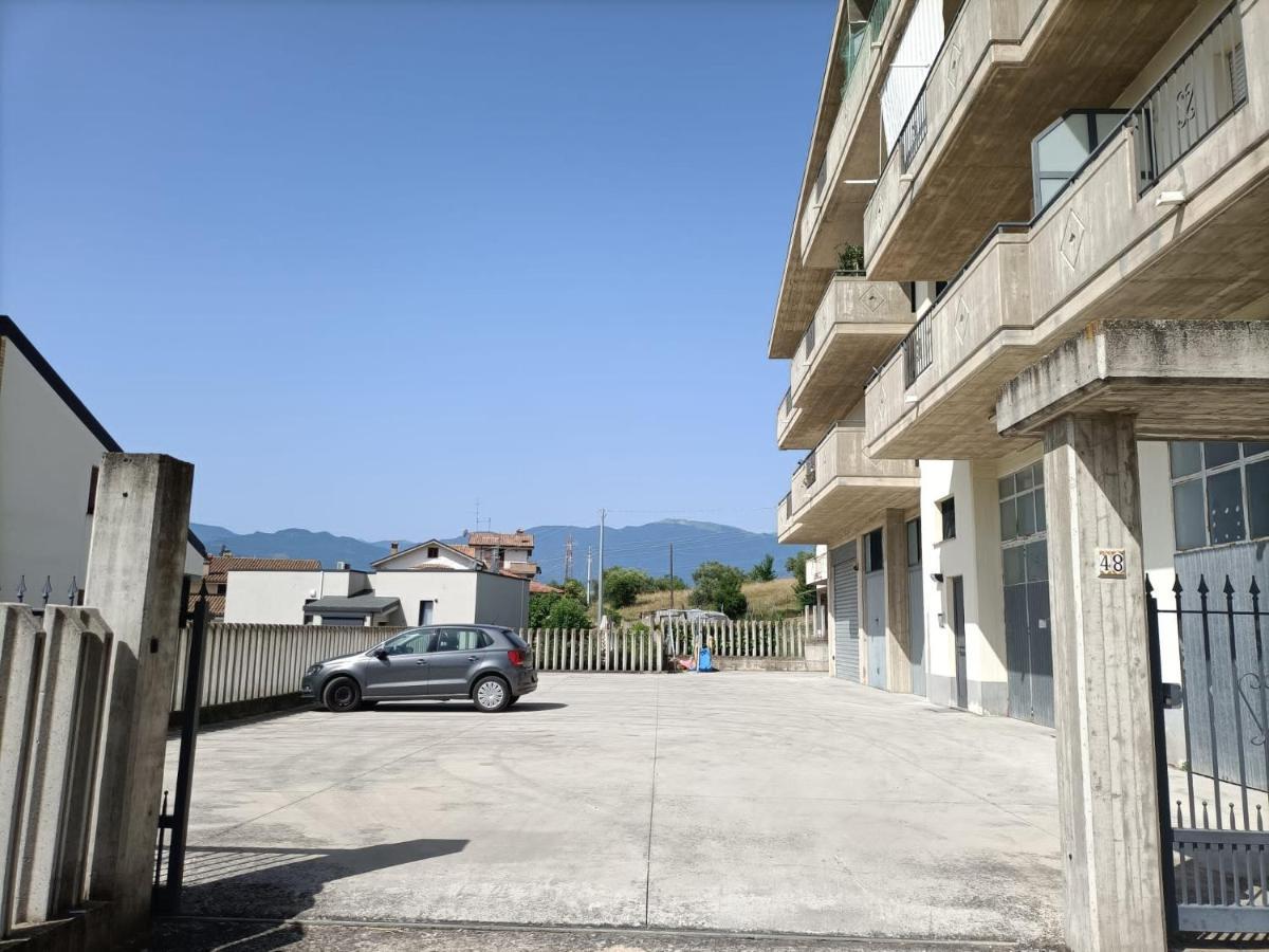 Appartamento La Collina Verde Penne Exterior foto